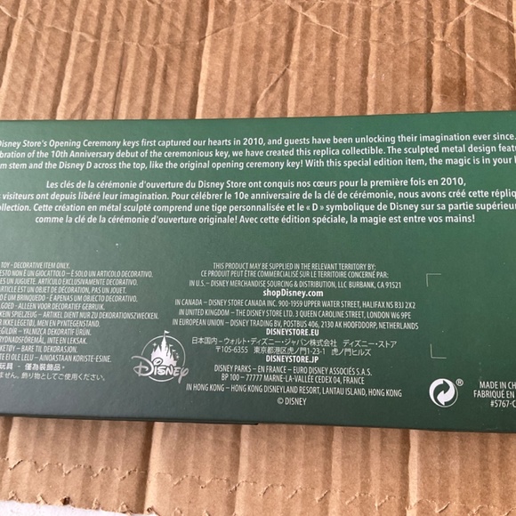 Disney store opening key - Picture 3 of 3